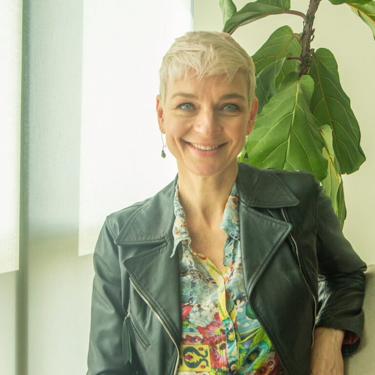 Head Shot of Nicki Nelis | Unison Mental Health