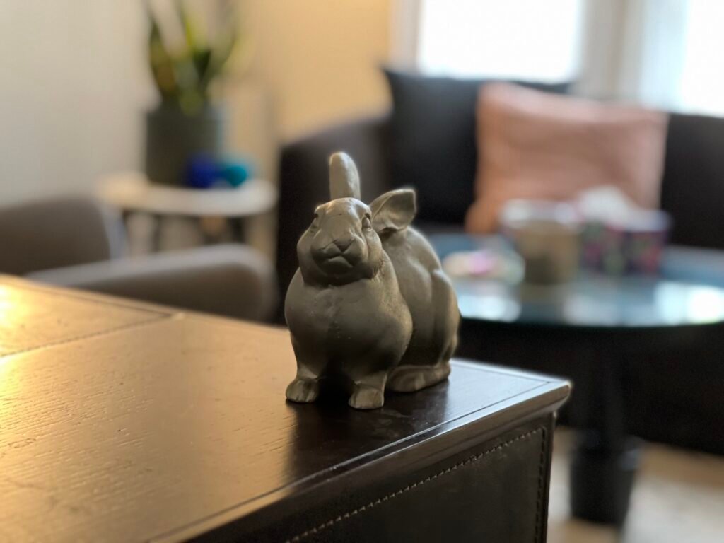 rabbit statue