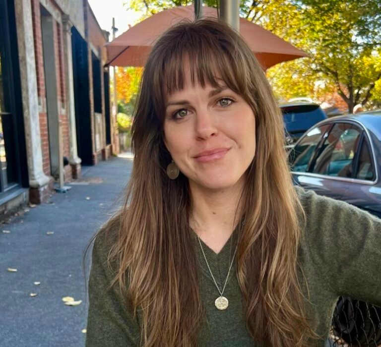 Meg Wilson - Relationship Therapist